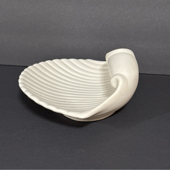 Vintage Royal Haeger Cream Shell Dish 144 Made In USA MCM - Picture 5 of 14
